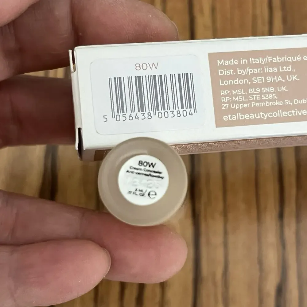 et al. Intelligent Skin Cream Concealer 80W 5ml